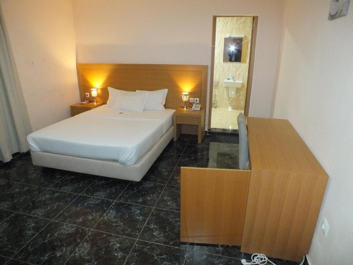 Hotel El Medina Nouadhibou Exteriör bild